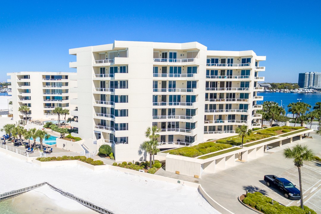 East-Pass-Towers-Destin-Florida Residential condominium building in Destin Florida